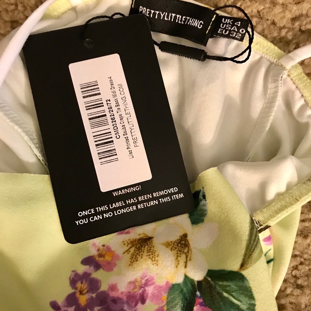 Floral PrettyLittleThing dress. New w/ tags.